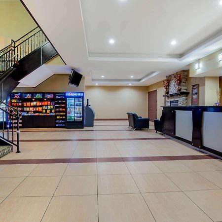 La Quinta Inn By Wyndham West Long Branch Nj Shore Area מראה חיצוני תמונה