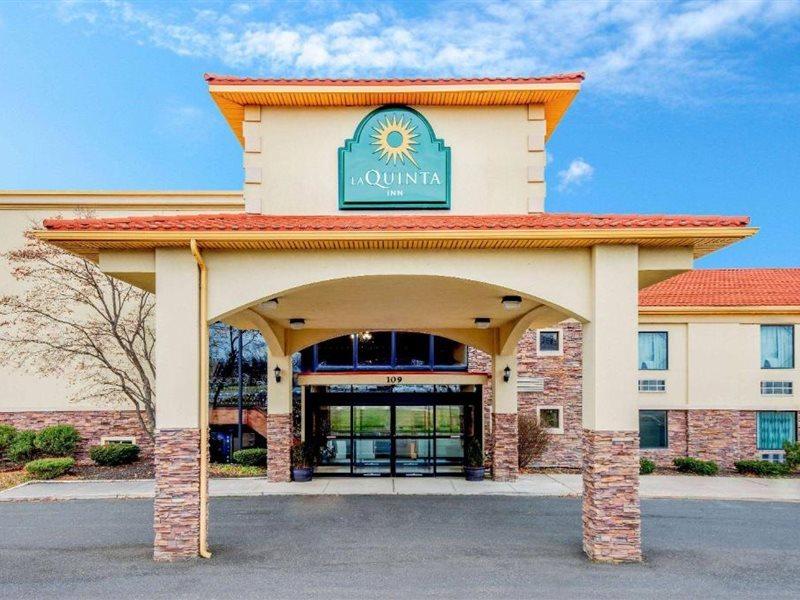 La Quinta Inn By Wyndham West Long Branch Nj Shore Area מראה חיצוני תמונה