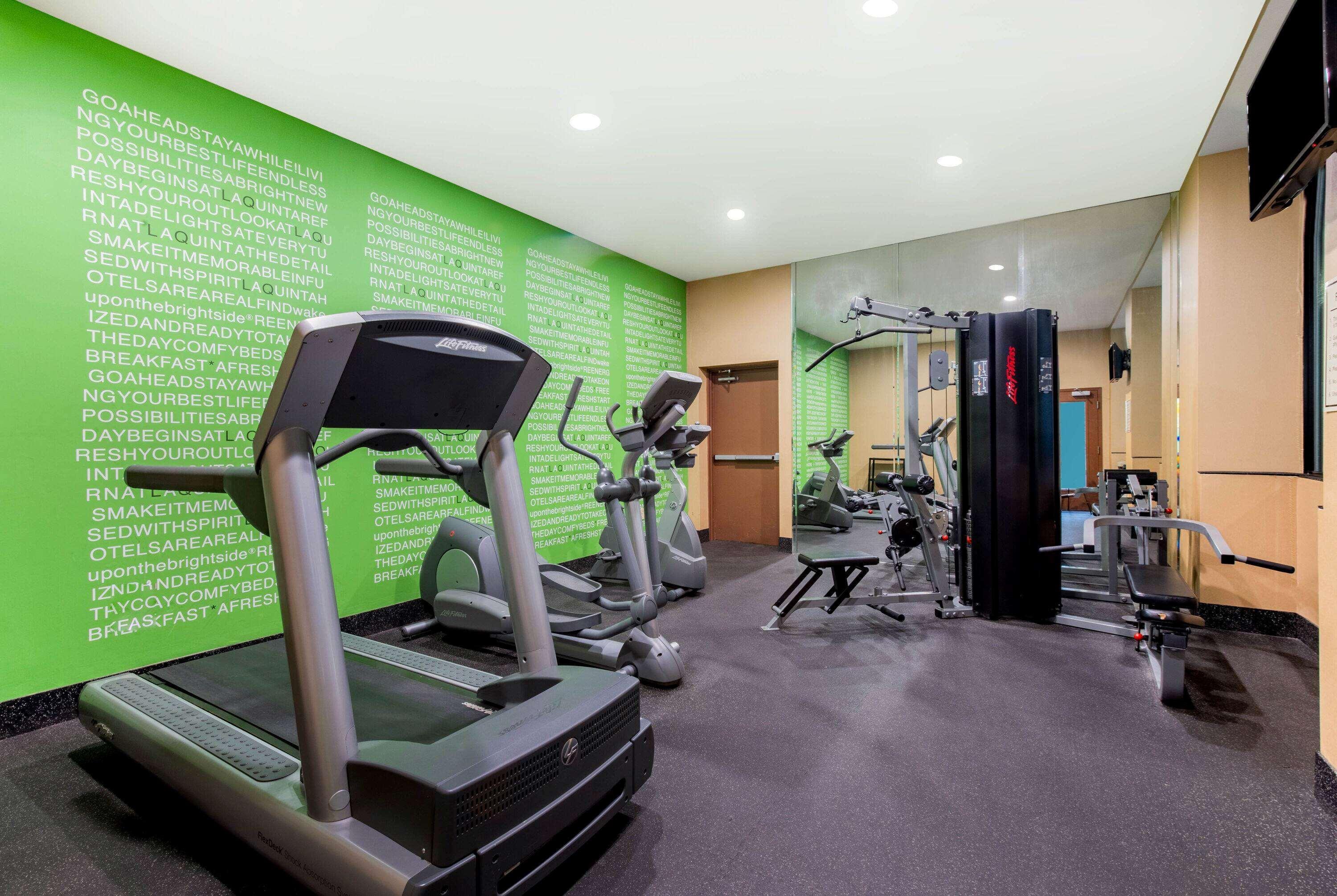 La Quinta Inn By Wyndham West Long Branch Nj Shore Area מראה חיצוני תמונה